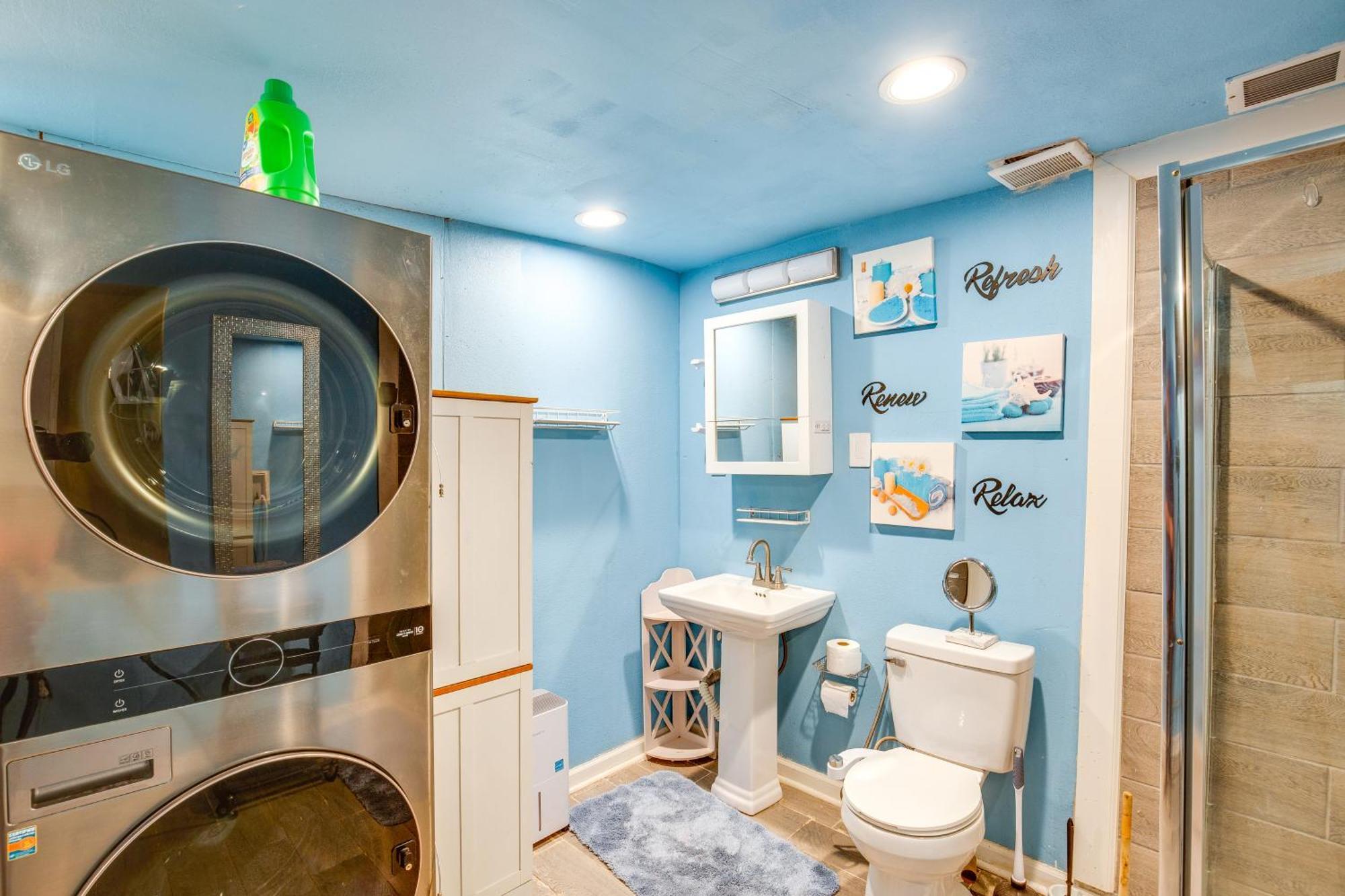 With Office - 4 Mi To Fair Park! Apartment
