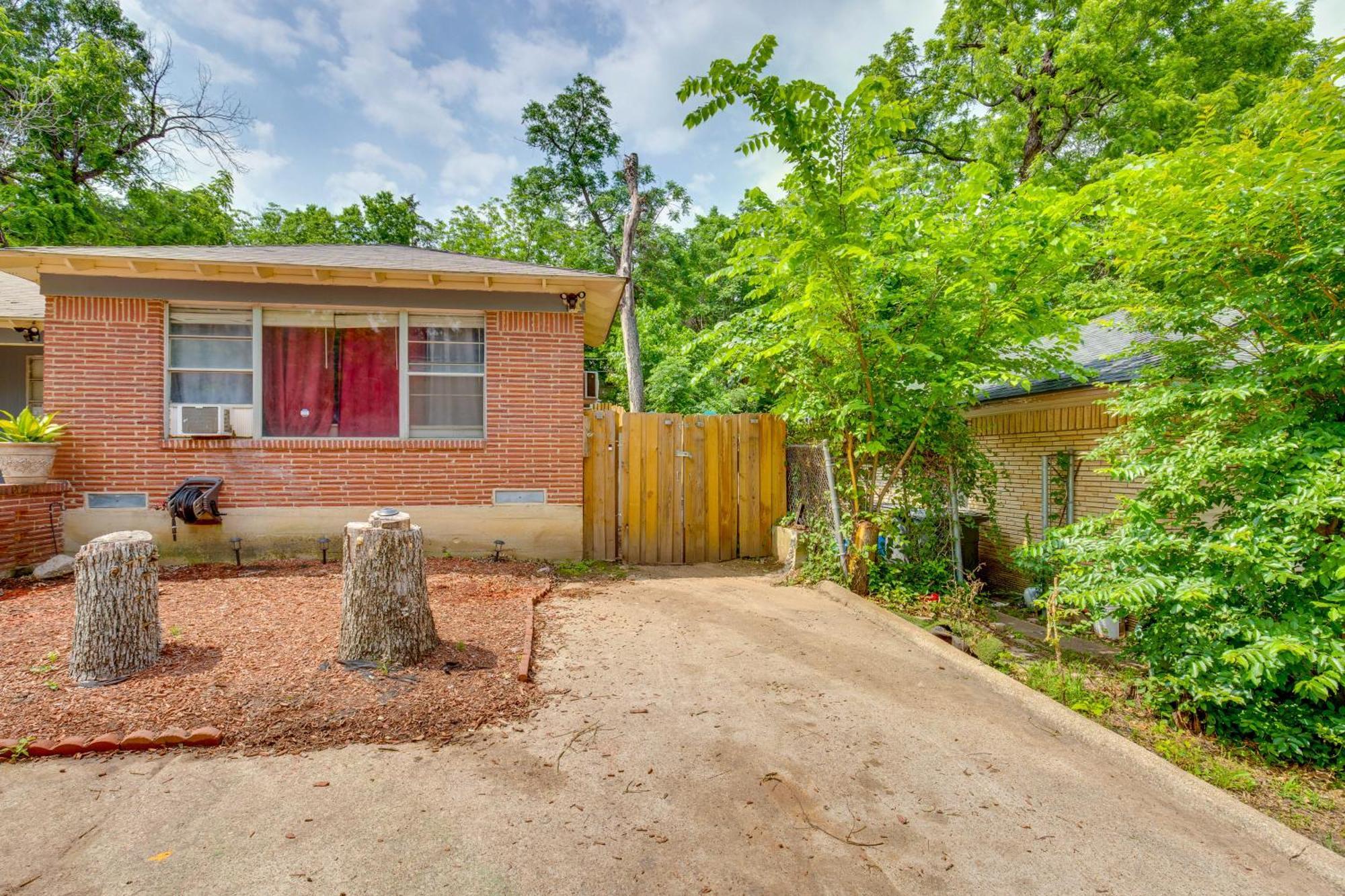 Apartment With Office - 4 Mi To Fair Park!